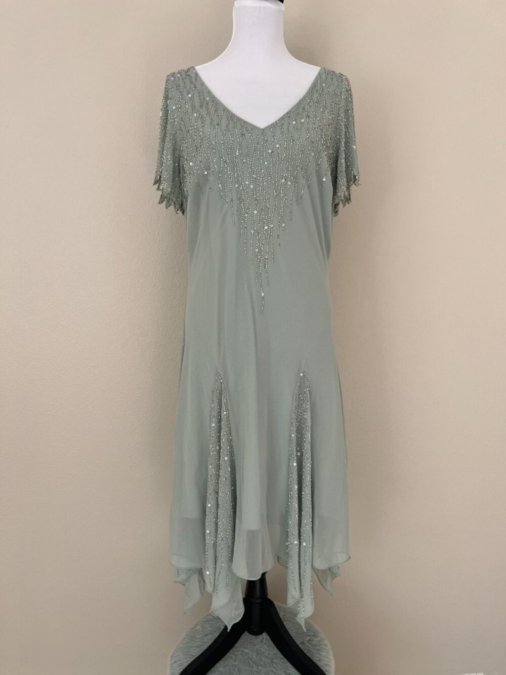 J KARA Flutter Sleeve Beaded Dress - Celadon Green - Size 14W